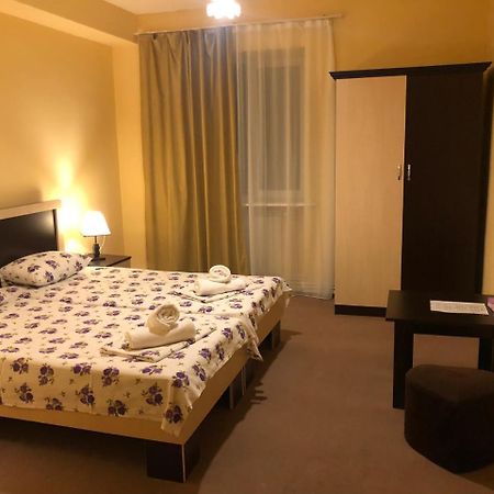 Bloor Hotel エレバン エクステリア 写真
